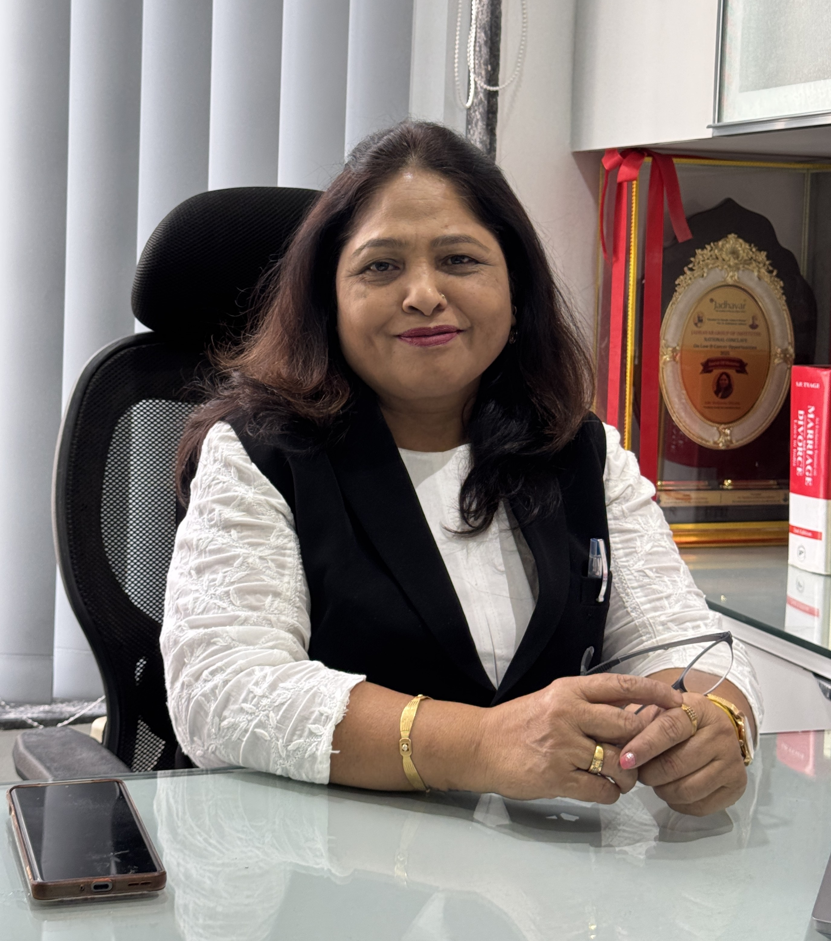 Divorce and family lawyer in Pune Advocate Kalpana Nikam